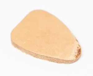 Мозеръ P02 Медиатор кожаный для балалайки секунда, альт.