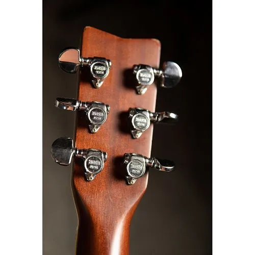 Yamaha FG301B Акустическая гитара (Б/У).