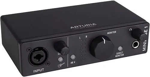 Arturia MiniFuse 1 Black USB аудио интерфейс.